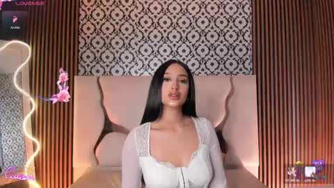 Snapshot of beella_tay1 chatting on February 14, 12:35 pm BELLA online show from February 14, 12:35 pm