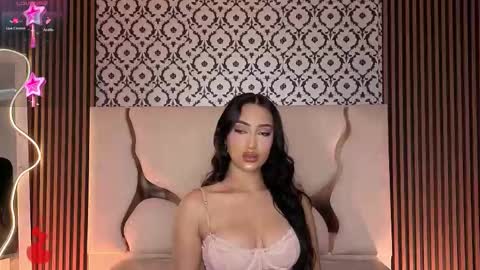 Snapshot of beella_tay1 chatting on March 5, 4:14 pm BELLA online show from March 5, 4:14 pm