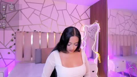 BELLA online show from May 4, 12:23 pm