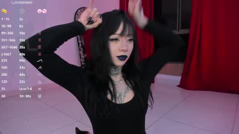 Daniela  ur fav living dead girl  online show from May 13, 11:44 pm