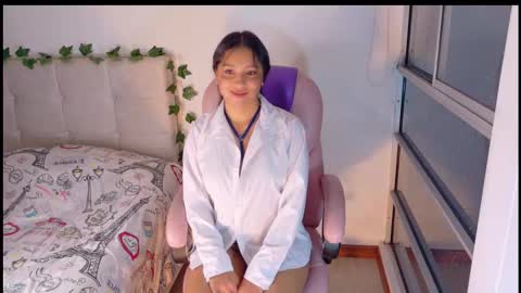 Snapshot of being__evil chatting on November 23, 10:31 pm being__evil online show from November 23, 10:31 pm