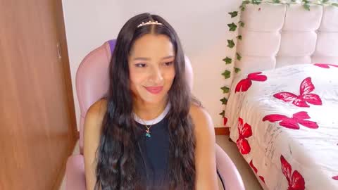 Snapshot of being__evil chatting on December 18, 8:15 pm being__evil online show from December 18, 8:15 pm