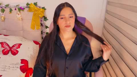 Snapshot of being__evil chatting on January 8, 2:03 am being__evil online show from January 8, 2:03 am