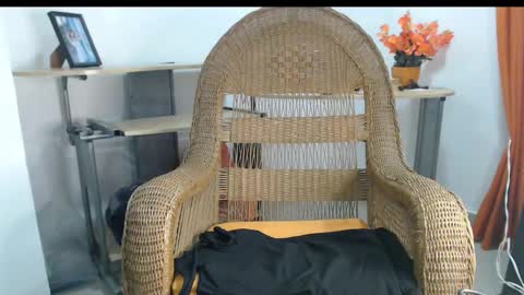 Snapshot of bela1x chatting on November 1, 12:56 am bela online show from November 1, 12:56 am