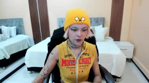 Bela online show from May 18, 12:33 pm