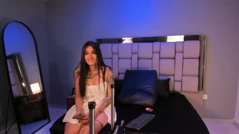 Bella online show from May 17, 4:21 am