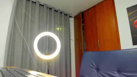 Snapshot of belen10 chatting on October 13, 11:21 am Belen online show from October 13, 11:21 am