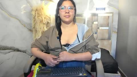 Belen online show from May 11, 4:04 pm