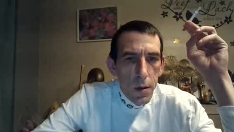 Snapshot of belgianboy33 chatting on September 15, 2:22 am Dreamcock online show from September 15, 2:22 am