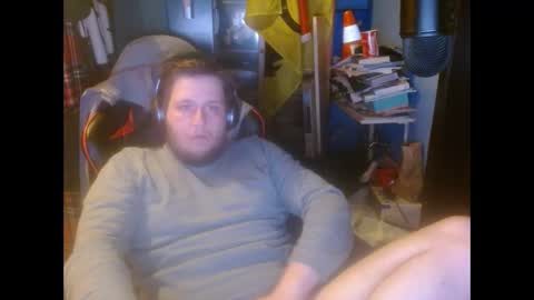 Snapshot of belgiandudeantwerp chatting on January 13, 11:17 pm Belgian Dude online show from January 13, 11:17 pm