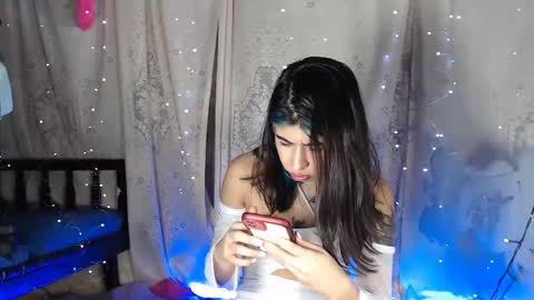 Snapshot of belinda_luna_ chatting on December 23, 3:50 am modelo independiente online show from December 23, 3:50 am