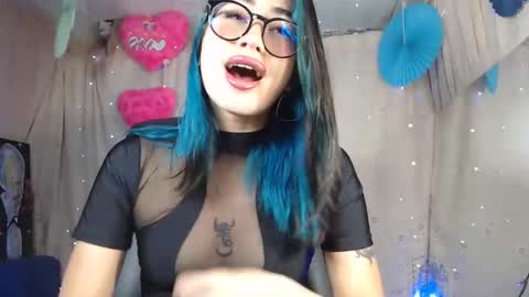 Snapshot of belinda_luna_ chatting on January 12, 1:32 am modelo independiente online show from January 12, 1:32 am