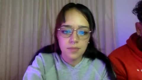 bella_and_koko online show from March 24, 11:32 pm