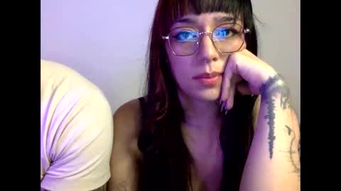 bella_and_koko online show from April 6, 11:16 pm