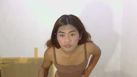 bella_bliss14 online show from November 27, 1:46 pm