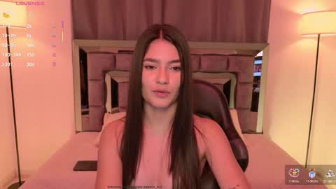 Snapshot of bella_clark2 chatting on December 18, 4:51 am Bella online show from December 18, 4:51 am