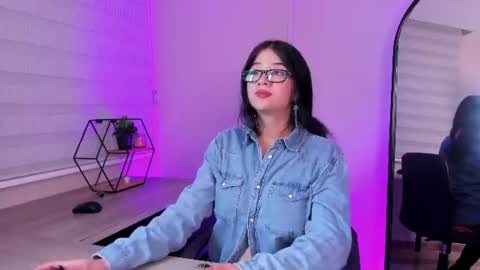 Bella Corbin   online show from July 1, 7:24 pm