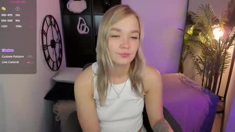 Bella online show from November 27, 9:11 am