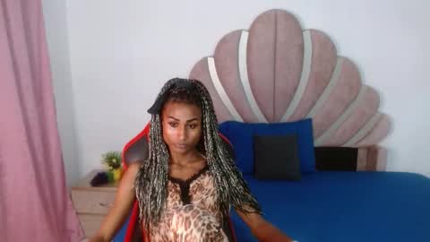 bella_fox723 online show from February 9, 2:26 am