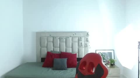 bella_fox723 online show from February 10, 5:11 am