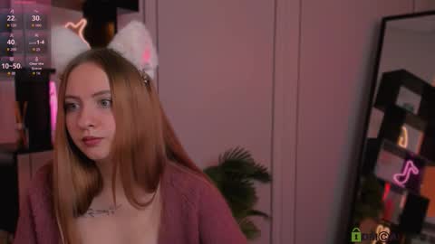Snapshot of bella_jet chatting on October 3, 10:34 am bella_jet online show from October 3, 10:34 am