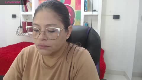 lady online show from September 25, 11:47 am