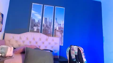 Valentina online show from May 9, 2:00 pm