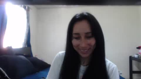 bella_luna34 online show from March 13, 3:29 pm