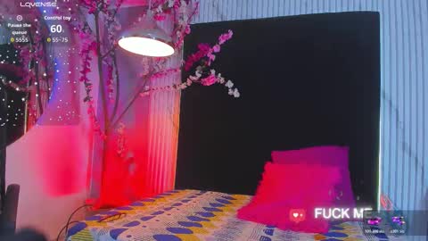 BELLA online show from January 19, 4:05 am