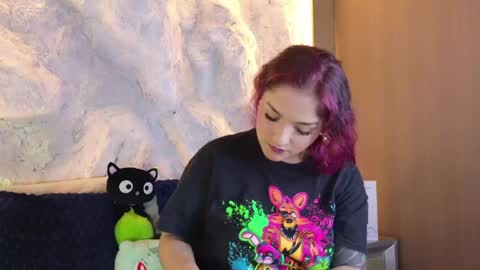  BELLA  online show from May 14, 10:05 pm