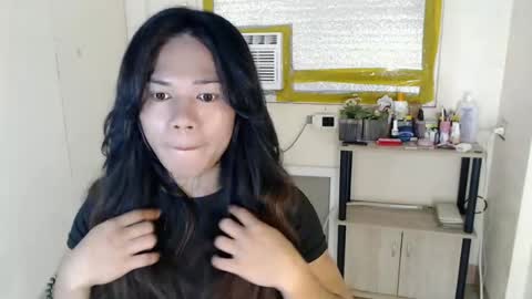 bella_ngo online show from June 7, 10:19 am