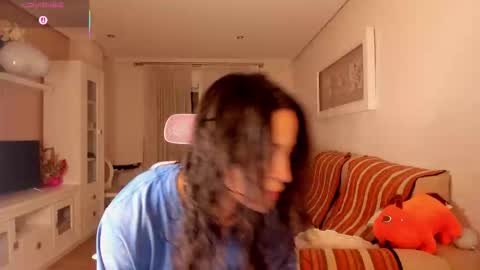 bella_pocahontas3 online show from October 28, 9:17 pm