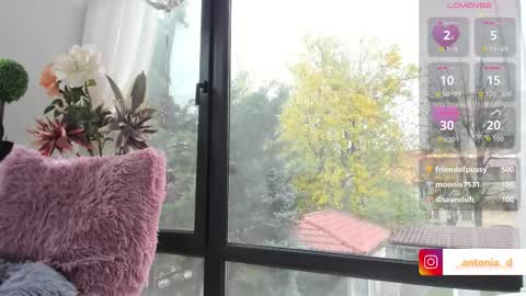 Snapshot of bella_posh chatting on November 23, 9:42 am bella_posh online show from November 23, 9:42 am