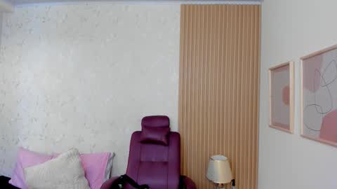 Snapshot of bella_riviera chatting on October 5, 12:14 pm Bella Riviera online show from October 5, 12:14 pm