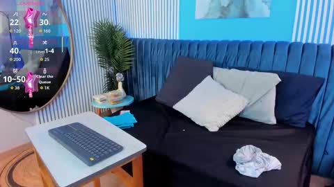 Snapshot of bella_riviera chatting on October 26, 12:33 pm Bella Riviera online show from October 26, 12:33 pm