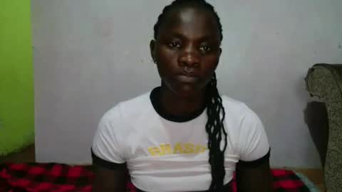 Snapshot of bella_sky_ chatting on January 12, 4:29 am Sky online show from January 12, 4:29 am