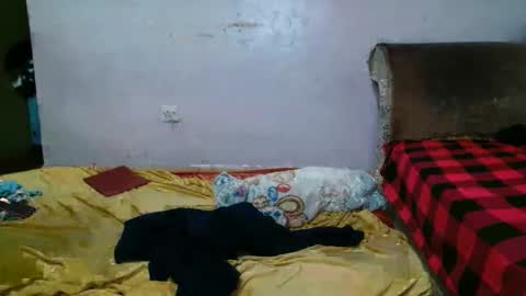 Snapshot of bella_sky_ chatting on February 17, 7:38 am Sky online show from February 17, 7:38 am