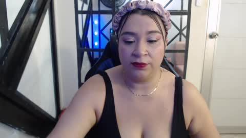 BELLA  online show from October 11, 12:15 pm