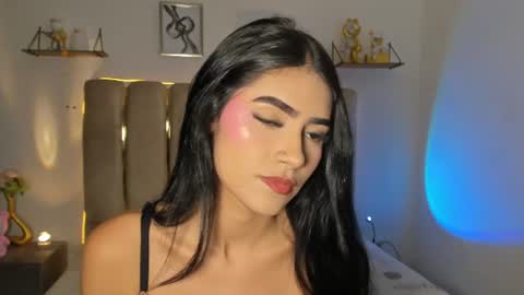 bellaastorm online show from July 1, 1:51 am