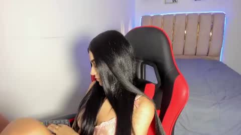 bellaastorm online show from July 30, 2:10 am