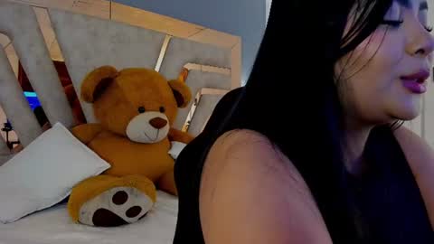 bellaboobs_ online show from June 15, 8:00 pm