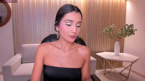  Bella C  online show from May 6, 7:41 pm