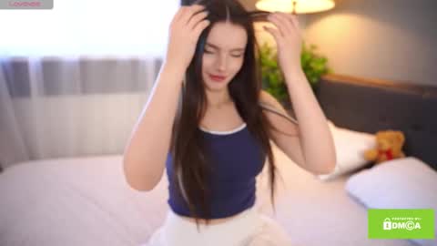 Bella I took a vacation and Ill be back on December 18th So dont lose me To keep in touch I have a TG -  you can find below online show from February 13, 11:06 am