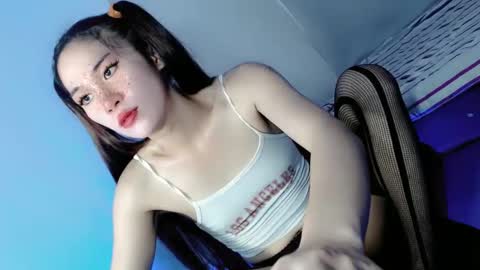 Bella rowt online show from March 8, 5:28 am