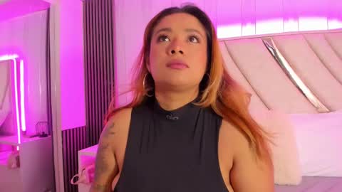 bellalumi online show from September 18, 11:45 am