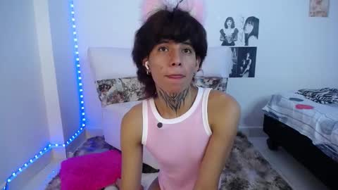 Snapshot of bellamy0955 chatting on March 18, 8:50 am bellamy0955 online show from March 18, 8:50 am