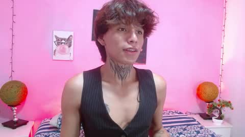 bellamy_094 online show from June 4, 1:39 pm