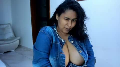 Bella Nix big tits online show from April 29, 11:14 am