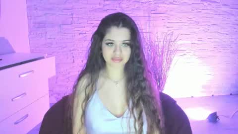 Snapshot of bellanoir_ chatting on February 9, 6:06 am BellaNoir online show from February 9, 6:06 am