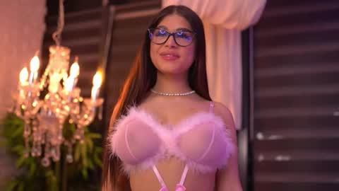 Bella online show from October 13, 5:35 pm